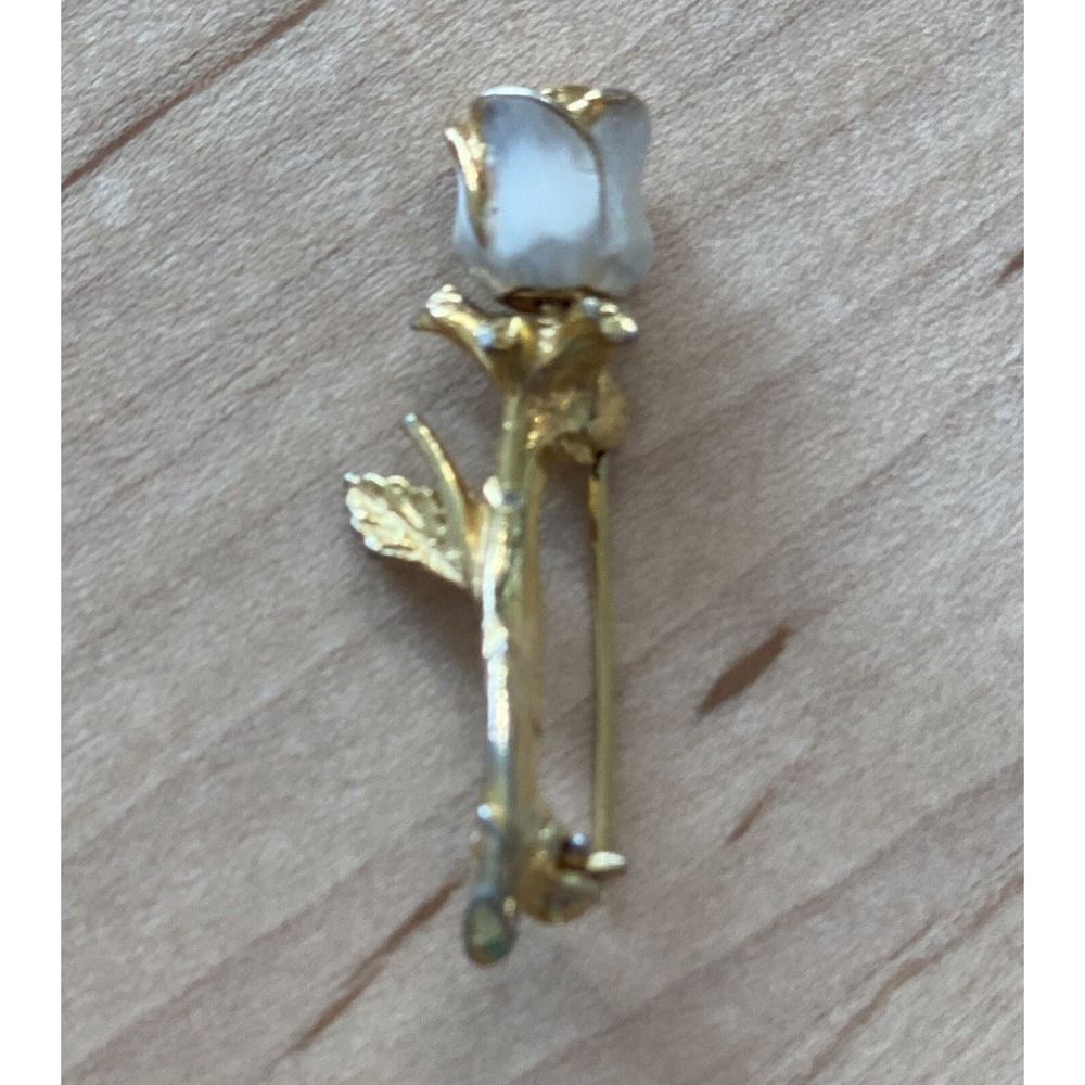 Vintage Signed Tancer II Gold Tone Enamel Rose Brooch Pin